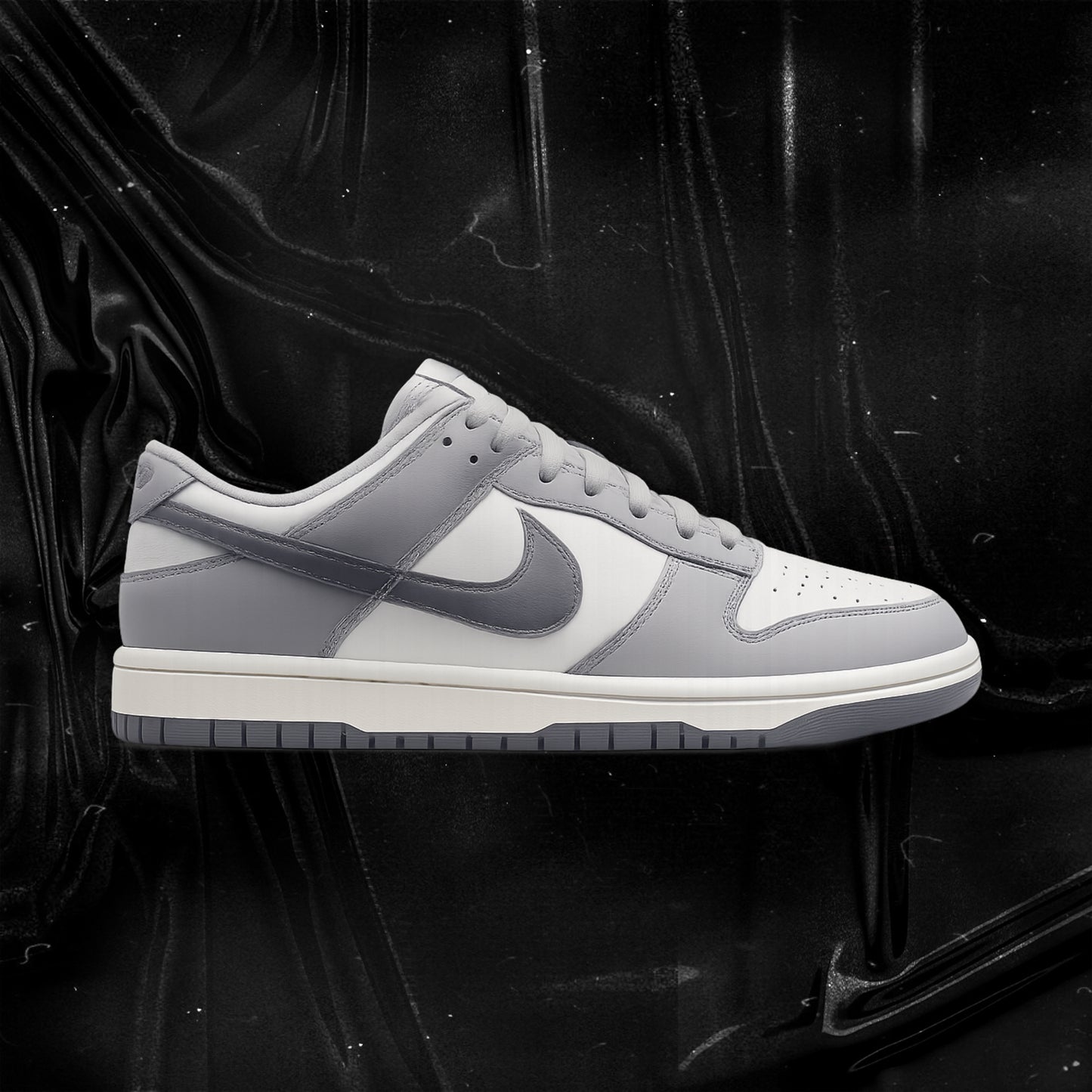 Nike Dunks Low “Light Carbon”